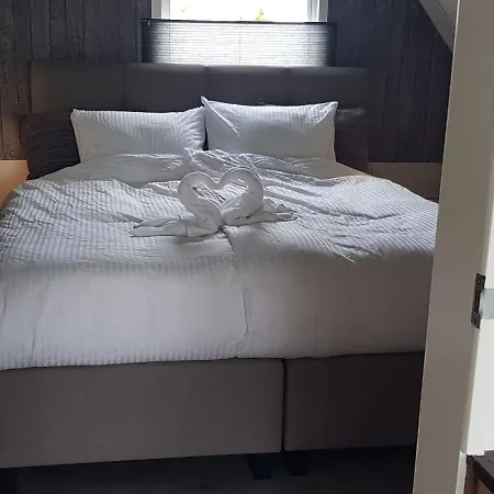 Holiday home Near The Sea And South-facing Garden *